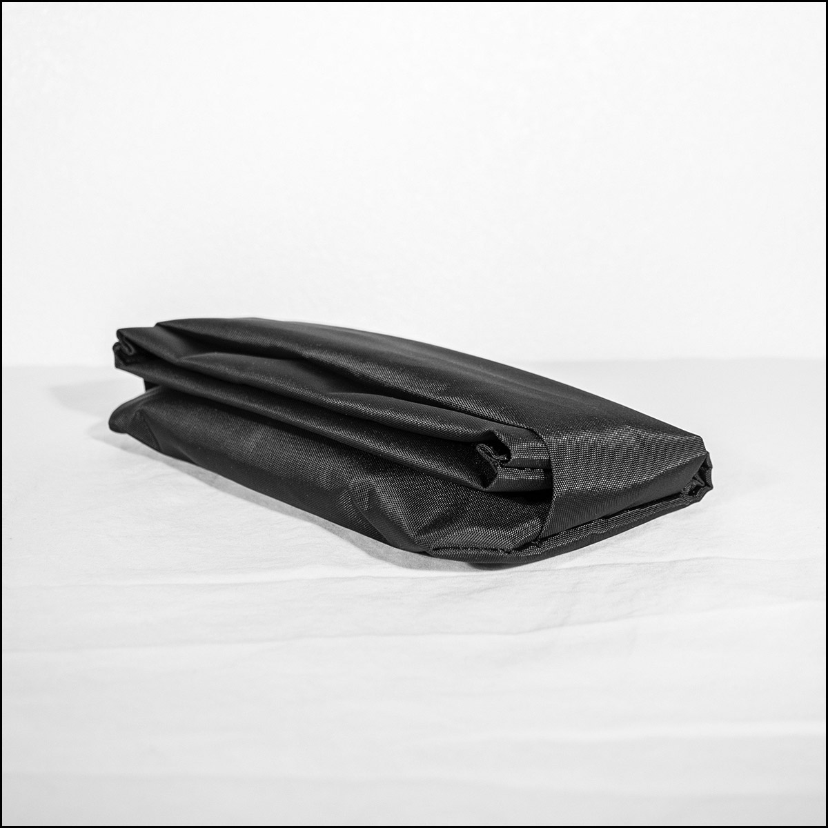 IGNOBLE Folding Pouch 2.4.14